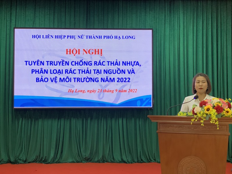 Hội LHPN phường Việt Hưng phối hợp với UBND phường tổ chức tổ chức Hội nghị tuyên truyền, hướng dẫn phân loại rác thải 