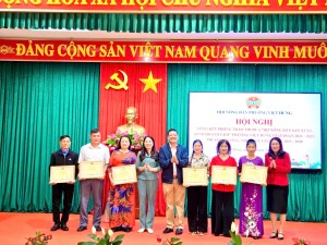 Hội nghị Tổng kết Phong trào thi đua "Hộ Nông dân sản xuất, kinh doanh giỏi" phường Việt Hưng, giai đoạn 2021-2025