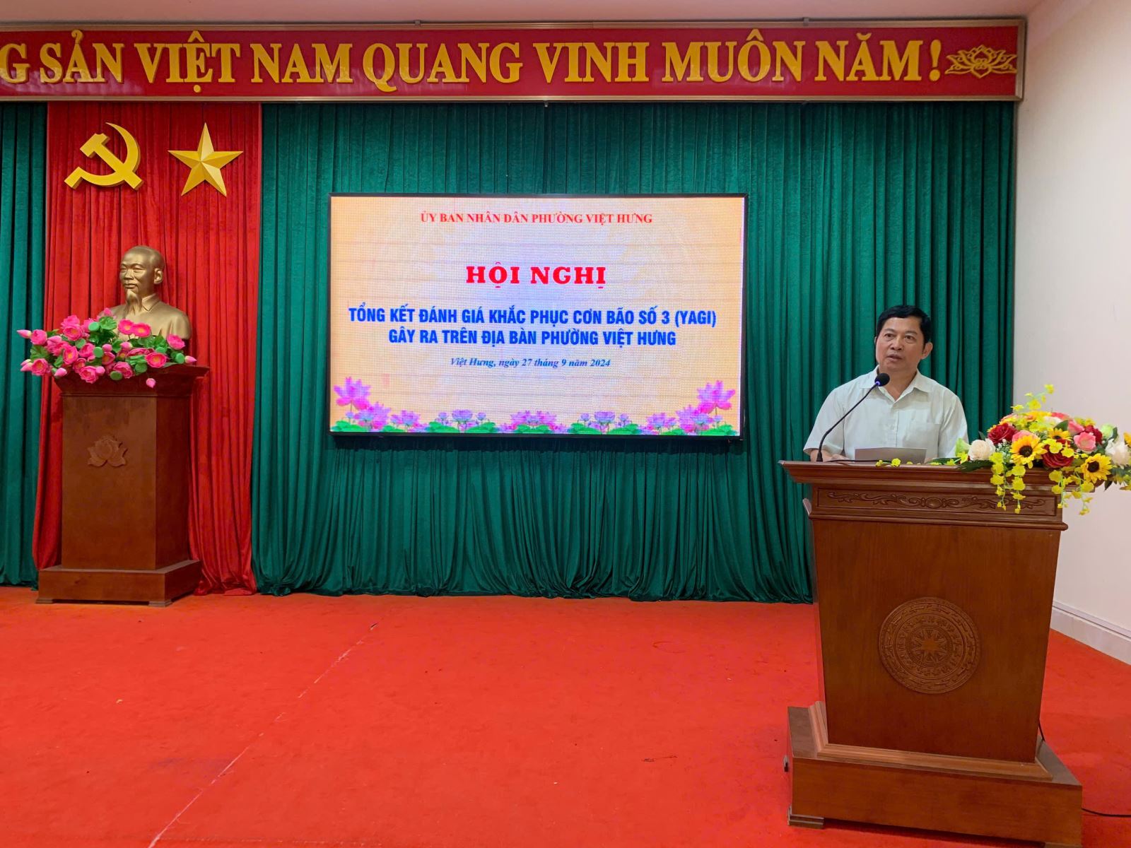 Đồng chí Đỗ Mạnh Chung – Chủ tịch UBND phường phát biểu kết luận tại hội nghị